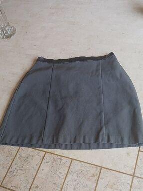 Vintage "Cache" Mini-Skirt..sz P...NEW,,color-bianca nero